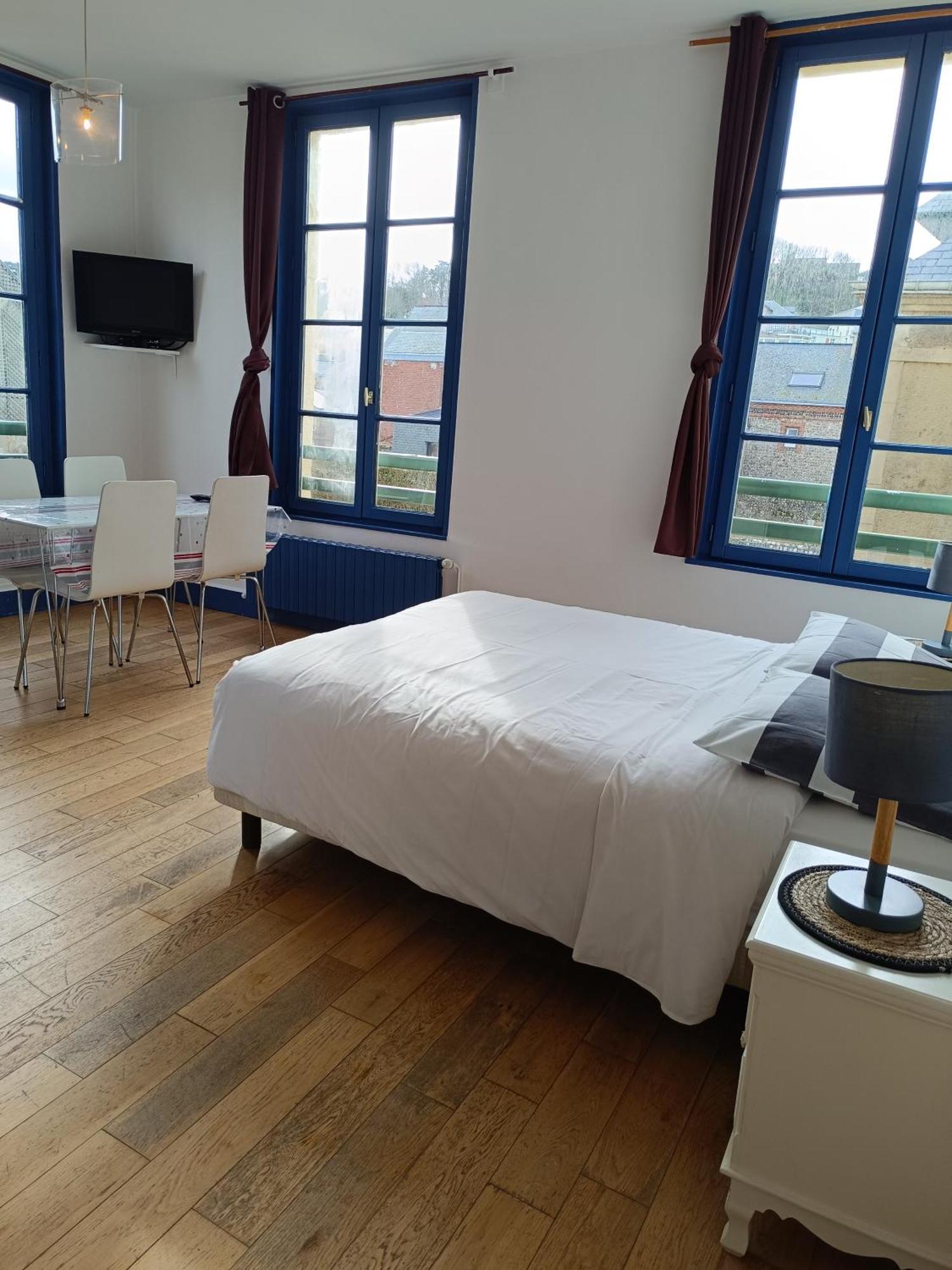 Les Galets Bleus Bed & Breakfast Etretat Bilik gambar